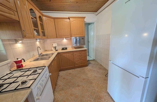 Fonyod Apartment | Holiday apartment with WLAN and large terrace