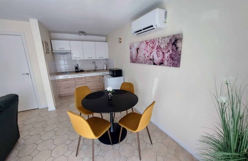 Buk Apartment | Holiday apartment with WLAN, air conditioning and garden furniture