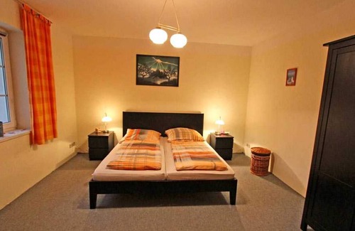 Mecklenburgische Kleinseenplatte Apartment | Holiday apartment Zirtow SEE 8351 - SEE 8351