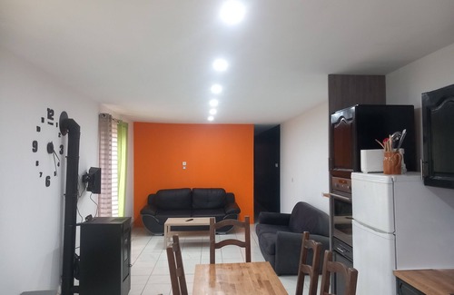 Poullaouen House | Holiday cottage