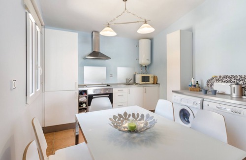 Diputacion de Rincon de San Gines House | Holiday Home "Vivero El Suso" with Sea Views, Garden and Wi-Fi