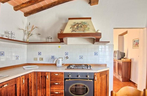 San Casciano in Val di Pesa Other | Holiday Farmhouse L'UCCELLARE - Apartment with pool and A/C
