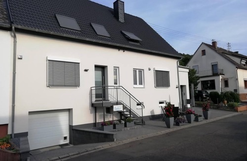 Wintrich Apartment | Holiday flat Alexandra in Wintrich