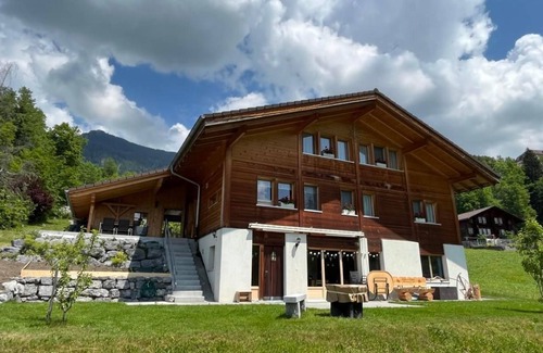 Hohfluh Apartment | Holiday flat with mountain view