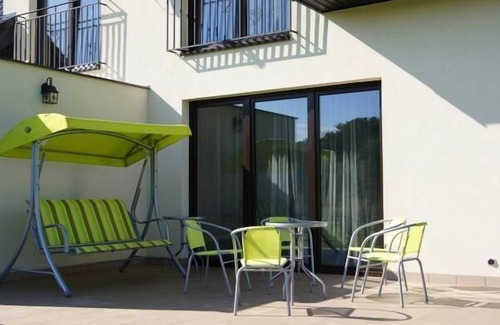 Sasino Apartment | Holiday flat with water view