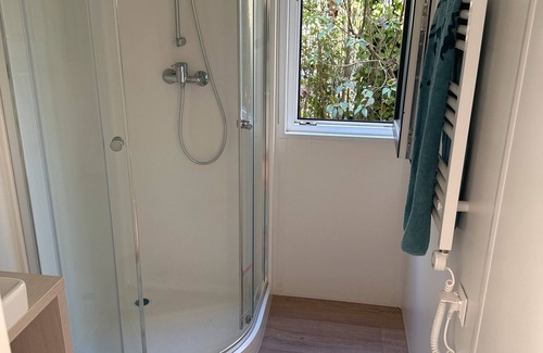 Roquebrune-sur-Argens House | Holiday Home 'Domaine 3016' with Shared Pool, Wi-Fi and Air Conditioning