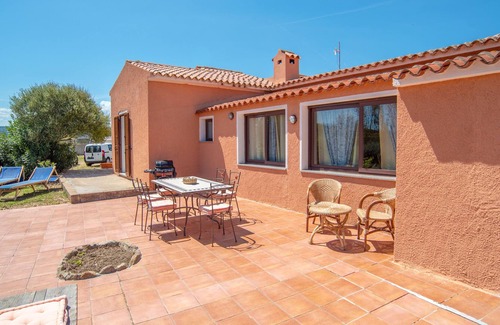 Santa Teresa di Gallura Villa | Holiday Home in Idyllic Location with Wi-Fi, Garden and Sea View; Parking available; Pets allowed