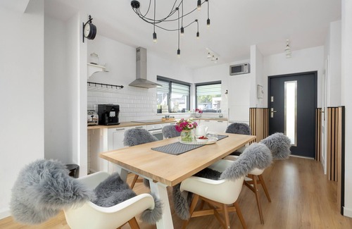 Trzesacz House | Holiday Home, 3 Bedrooms, Private Garden