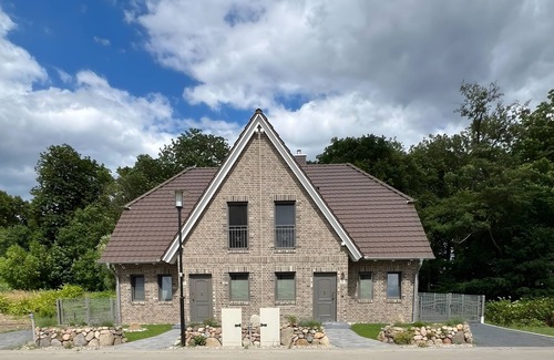 Klausdorf House | Holiday Home 'Am Nationalpark 8A' with Lake View, Wi-Fi and Air Conditioning