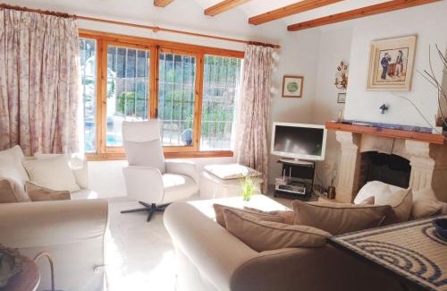 Sol del Este House | Holiday Home Amadorio by Interhome