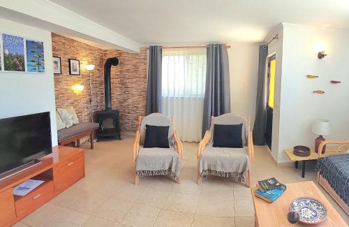 Mem Moniz House | Holiday Home Ana by Interhome