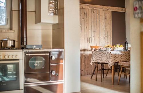 Bubani House | Holiday Home Ana with private Whirlpool