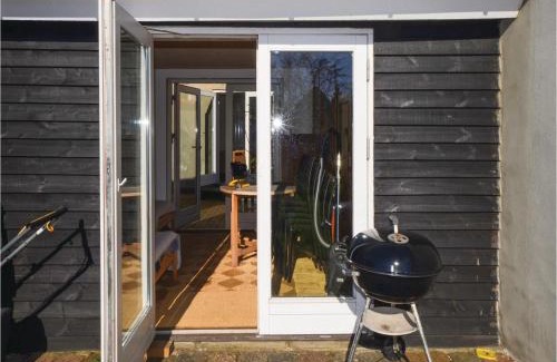 Assens House | Holiday Home Assens With Patio Xi