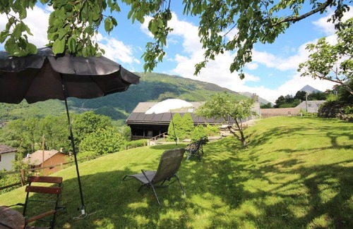 Negrentino House | Holiday home Bella Vista with large grounds