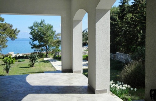 Susica House | Holiday home Božica, (15516), Ugljan, hr