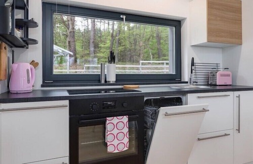 Wiselka House | Holiday Home by Lake Wisełka with Sauna