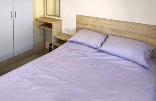 Knaresborough Apartment | Holiday Home by the river Nidd 6