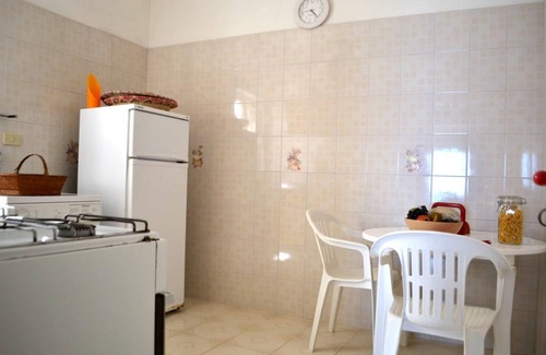 Torre dell'Orso House | Holiday Home 'Casa Vacanza Nyota Pt60 X 4 Ospiti' with Balcony