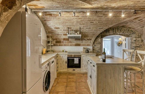 Llanca House | Holiday Home 'Can Bosch' with Mountain View, Wi-Fi and Air Conditioning