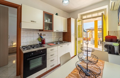 Nebida House | Holiday Home “Casa Flavia” with Air Conditioning & WiFi