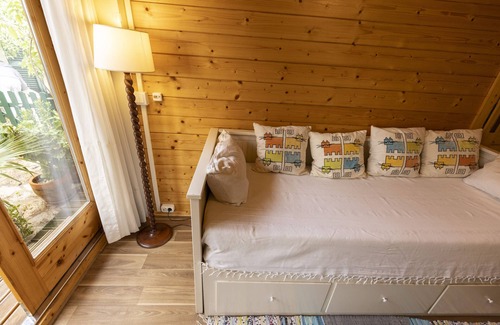 Malveira da Serra House | Holiday Home 'Casa Guinchomalveira' with Wi-Fi and Air Conditioning