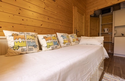 Malveira da Serra House | Holiday Home 'Casa Guinchomalveira' with Wi-Fi and Air Conditioning