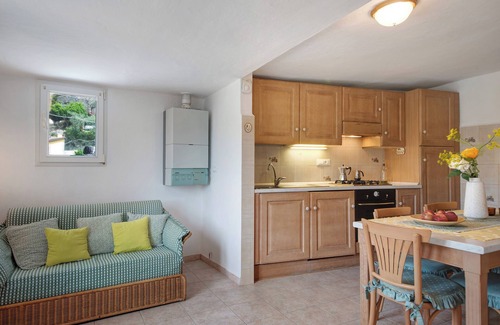 Levanto House | Holiday Home 'Casa Luci' with Sea View, Private Terrace and Wi-Fi