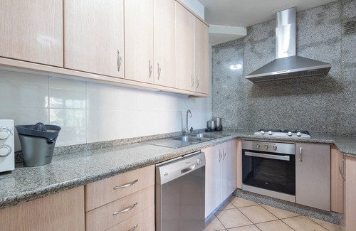 Bueu House | Holiday Home 'Casa Torrevella' with Mountain View, Wi-Fi and Air Conditioning