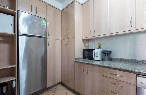 Bueu House | Holiday Home 'Casa Torrevella' with Mountain View, Wi-Fi and Air Conditioning