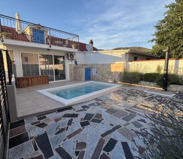 Seget House | Holiday Home Cherry with pool
