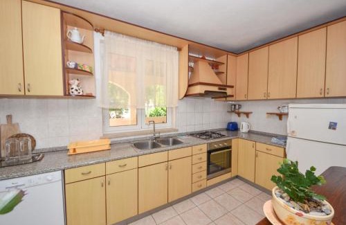 Iz House | Holiday Home Cici by Interhome