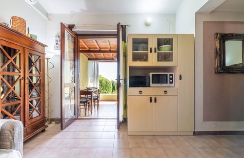 Costa Rei House | Holiday Home 'Claudia' with Private Terrace, Wi-Fi and Air Conditioning