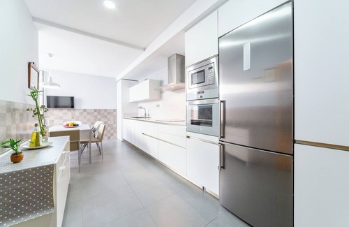 El Alquian House | Holiday Home 'De La Abuelita Jose' with Mountain View, Wi-Fi and Air Conditioning