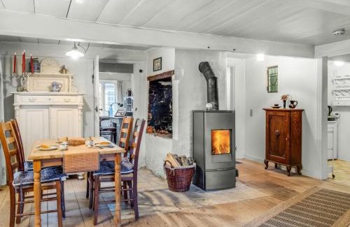 Hojer House | Holiday Home Deik - 25km from the sea by Interhome