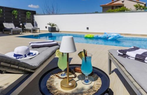 Salakovci House | Holiday Home Elena by Interhome