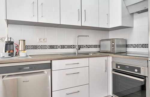 Archez House | Holiday Home 'Entre Montañas' with Mountain View, Wi-Fi and Air Conditioning