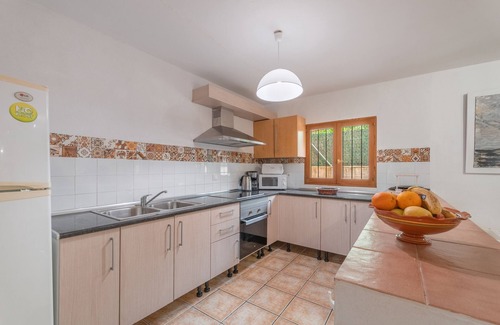 Inca Villa | Holiday Home Es Cami Vell with Pool & Wi-Fi