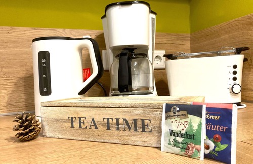 Hofgeismar House | Holiday Home 'Ferienhaus Urwald' with Private Terrace, Private Garden and Wi-Fi