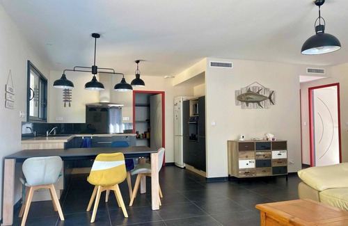 Les Conches House | 🏖 Holiday home in Longeville-sur-Mer - Between beach, forest and surf!