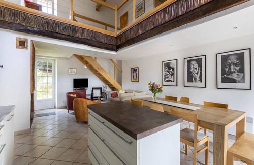 Ouroux-en-Morvan House | Holiday home with beautiful views