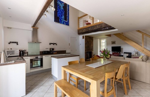 Ouroux-en-Morvan House | Holiday home with beautiful views