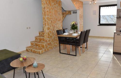 Gornji Kneginec House | Holiday home Franky