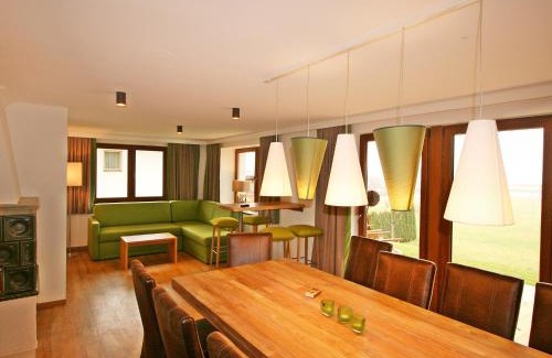 Eben im Pongau House | Holiday Home Happy by Interhome