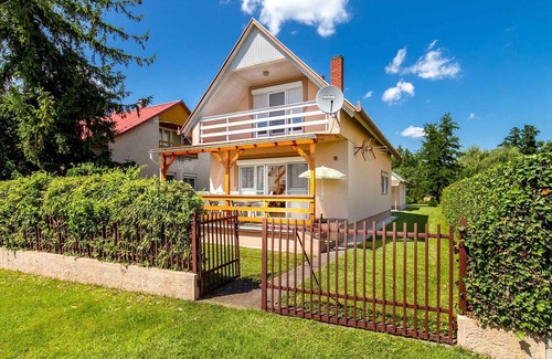 Balatonmariafurdo House | Holiday home in a quiet location, but close to the center and the beach