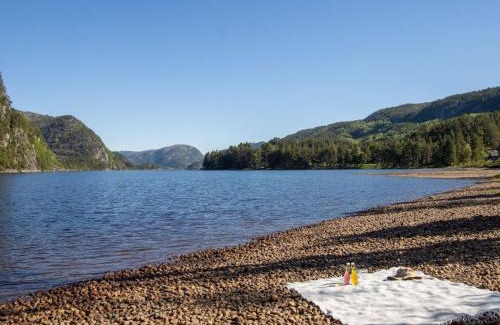 Aseral House | Holiday Home Hyggelia by Interhome