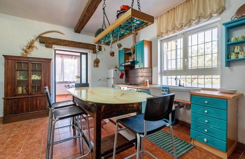 Sorso Apartment | Holiday Home 'Il Casale Del Giglio' with Sea View, Shared Terrace and Private Garden