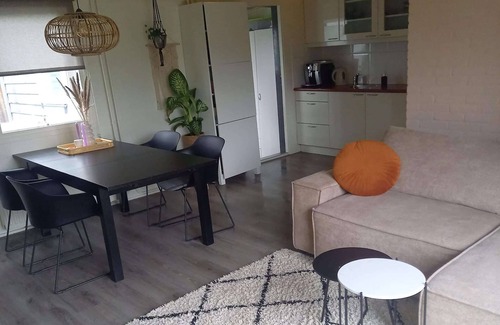 Grou House | Holiday Home in Grou near Cycling Route