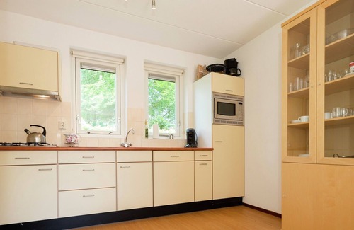 Heeten House | Holiday Home in Heeten near Forest Trails