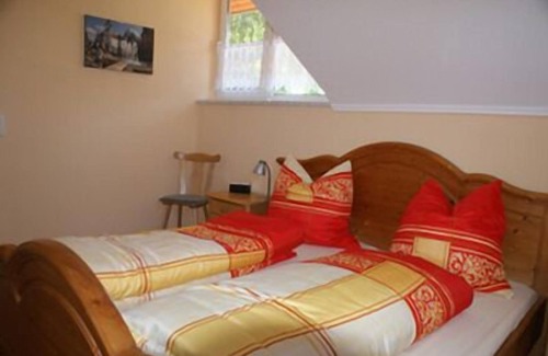 Igal House | Holiday home in Igal with terrace and barbecue