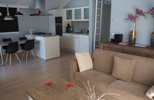 Kattendijke House | Holiday Home in Kattendijke near Oosterschelde